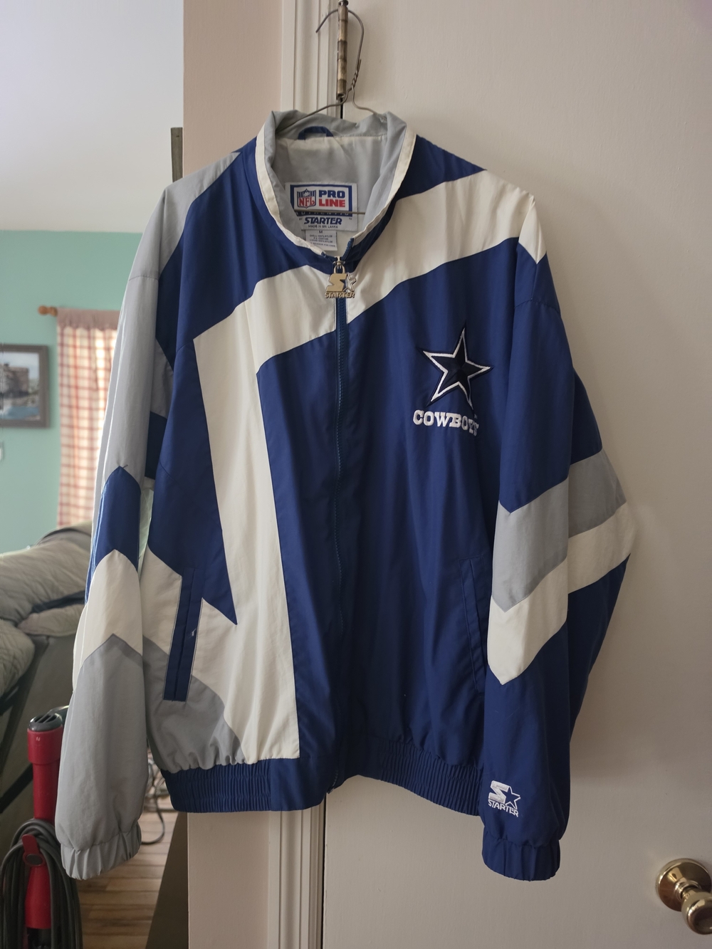 Vintage STARTER Dallas Cowboys Blue, White & Gray Windbreaker Jacket